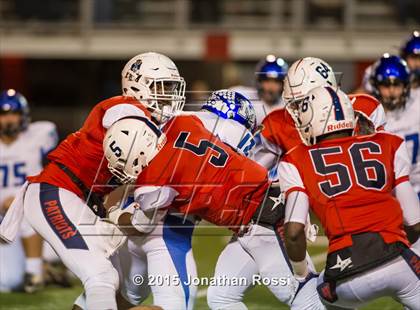 Thumbnail 3 in John Ehret vs. Mandeville (LHSAA Class 5A Semifinal) photogallery.
