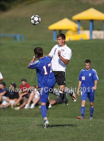 Thumbnail 3 in Monroe-Woodbury vs. Goshen Central photogallery.