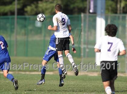 Thumbnail 1 in Monroe-Woodbury vs. Goshen Central photogallery.