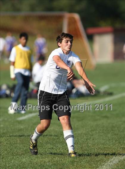 Thumbnail 2 in Monroe-Woodbury vs. Goshen Central photogallery.
