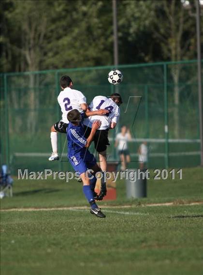 Thumbnail 2 in Monroe-Woodbury vs. Goshen Central photogallery.