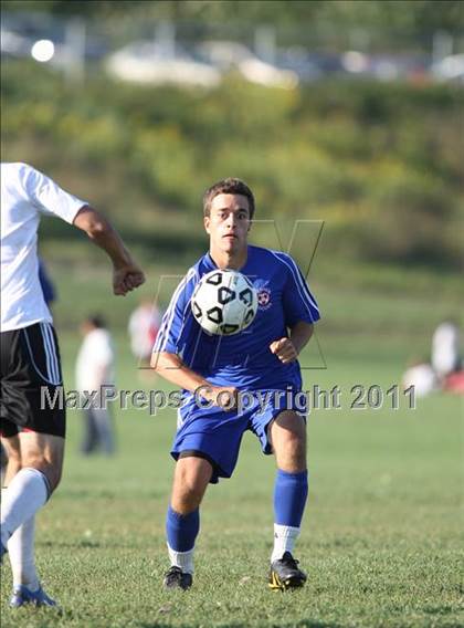 Thumbnail 1 in Monroe-Woodbury vs. Goshen Central photogallery.