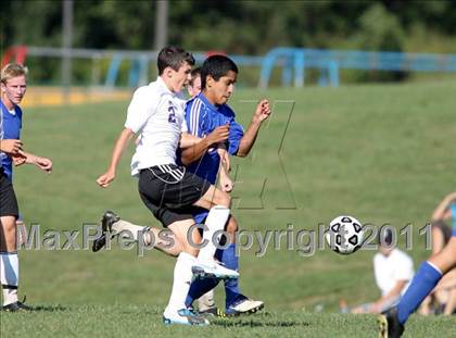 Thumbnail 2 in Monroe-Woodbury vs. Goshen Central photogallery.