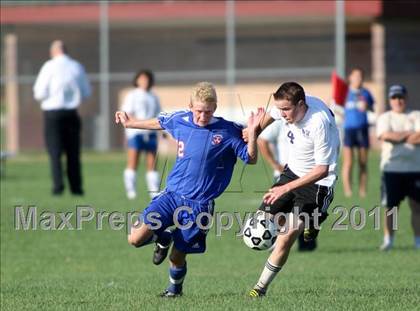Thumbnail 3 in Monroe-Woodbury vs. Goshen Central photogallery.