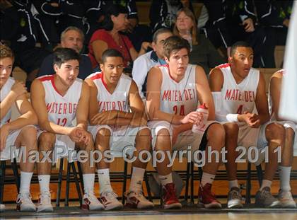 Thumbnail 2 in Mater Dei vs. Dorsey (MaxPreps Holiday Classic) photogallery.