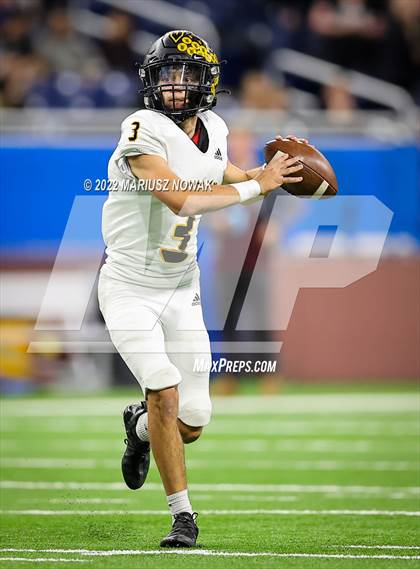 Thumbnail 3 in Bishop Foley vs. Cardinal Mooney Catholic (CHSL Championship) photogallery.