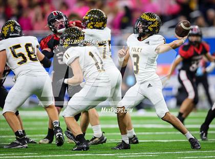 Thumbnail 3 in Bishop Foley vs. Cardinal Mooney Catholic (CHSL Championship) photogallery.