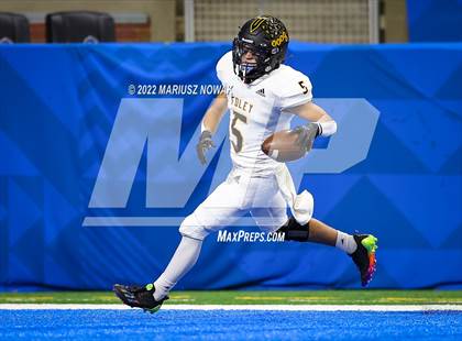 Thumbnail 3 in Bishop Foley vs. Cardinal Mooney Catholic (CHSL Championship) photogallery.