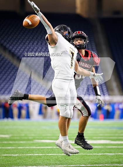 Thumbnail 3 in Bishop Foley vs. Cardinal Mooney Catholic (CHSL Championship) photogallery.