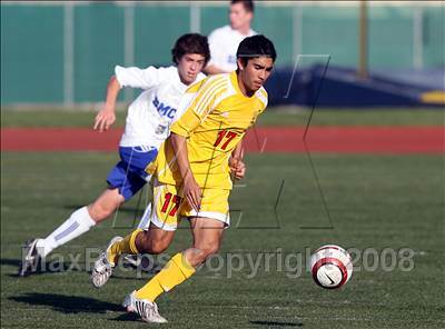 Thumbnail 2 in Santa Margarita vs Cathedral Catholic (CIF SoCal Regional D2 Final) photogallery.
