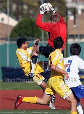 Thumbnail 1 in Santa Margarita vs Cathedral Catholic (CIF SoCal Regional D2 Final) photogallery.