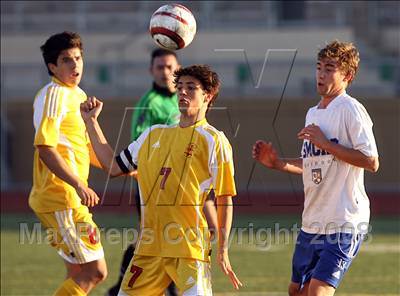 Thumbnail 3 in Santa Margarita vs Cathedral Catholic (CIF SoCal Regional D2 Final) photogallery.
