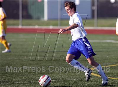 Thumbnail 2 in Santa Margarita vs Cathedral Catholic (CIF SoCal Regional D2 Final) photogallery.
