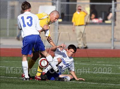 Thumbnail 1 in Santa Margarita vs Cathedral Catholic (CIF SoCal Regional D2 Final) photogallery.