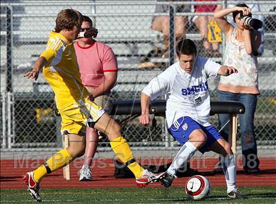 Thumbnail 3 in Santa Margarita vs Cathedral Catholic (CIF SoCal Regional D2 Final) photogallery.