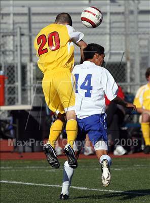 Thumbnail 2 in Santa Margarita vs Cathedral Catholic (CIF SoCal Regional D2 Final) photogallery.