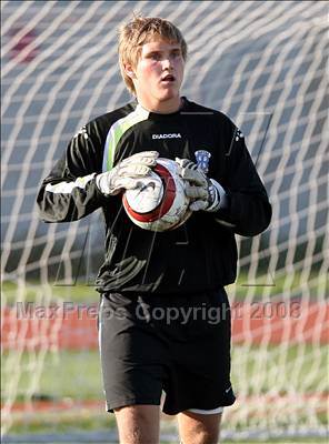 Thumbnail 2 in Santa Margarita vs Cathedral Catholic (CIF SoCal Regional D2 Final) photogallery.