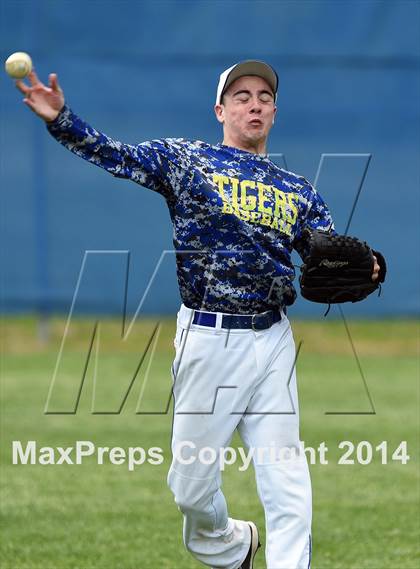 Thumbnail 3 in Valhalla @ North Salem (Section 1 Class B Semifinal) photogallery.