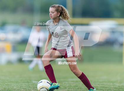 Thumbnail 3 in Dobyns-Bennett @ David Crockett photogallery.