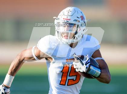 Thumbnail 3 in Refugio vs. Thorndale (UIL 2A Area Playoffs) photogallery.
