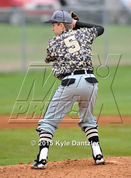 Thumbnail 3 in Pittsburg vs Bonham (Celina Tournament) photogallery.