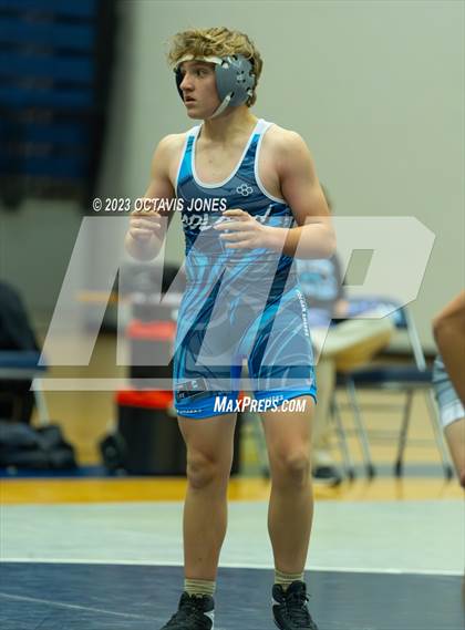 Thumbnail 2 in Charles J. Colgan Quad Meet photogallery.