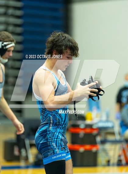 Thumbnail 3 in Charles J. Colgan Quad Meet photogallery.