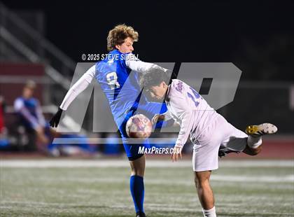 Thumbnail 2 in La Jolla Country Day vs. Central photogallery.