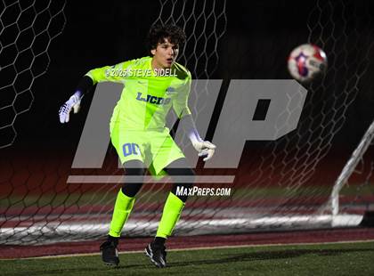 Thumbnail 2 in La Jolla Country Day vs. Central photogallery.