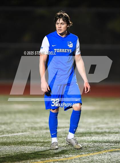 Thumbnail 3 in La Jolla Country Day vs. Central photogallery.