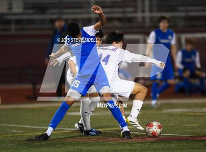 Thumbnail 3 in La Jolla Country Day vs. Central photogallery.