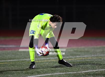 Thumbnail 3 in La Jolla Country Day vs. Central photogallery.