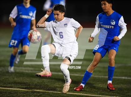 Thumbnail 3 in La Jolla Country Day vs. Central photogallery.