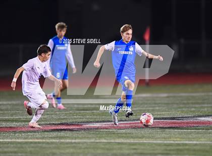 Thumbnail 3 in La Jolla Country Day vs. Central photogallery.