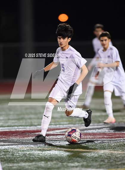 Thumbnail 1 in La Jolla Country Day vs. Central photogallery.