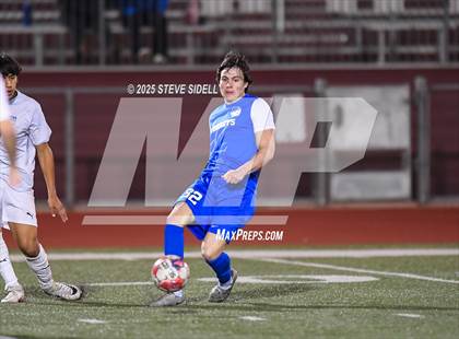 Thumbnail 1 in La Jolla Country Day vs. Central photogallery.