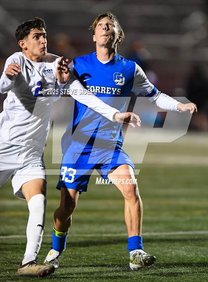 Thumbnail 3 in La Jolla Country Day vs. Central photogallery.