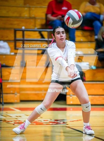 Thumbnail 2 in Clairemont @ Imperial (CIF SDS Div 4 Semifinal) photogallery.
