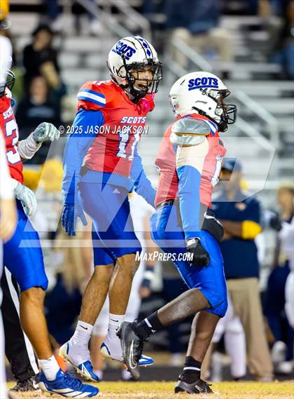 Thumbnail 3 in Cape Fear @ Scotland photogallery.