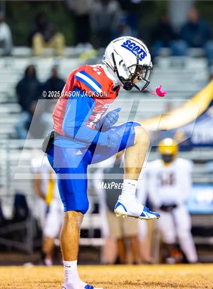 Thumbnail 2 in Cape Fear @ Scotland photogallery.