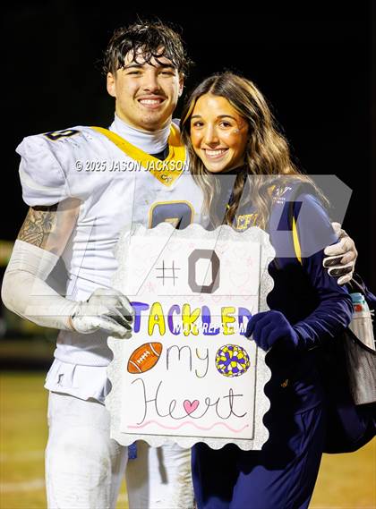 Thumbnail 2 in Cape Fear @ Scotland photogallery.