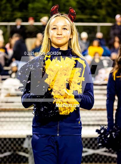 Thumbnail 2 in Cape Fear @ Scotland photogallery.