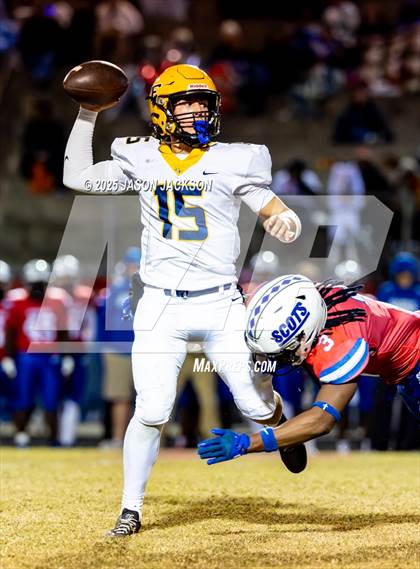 Thumbnail 1 in Cape Fear @ Scotland photogallery.