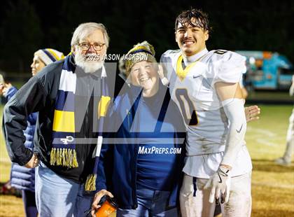 Thumbnail 3 in Cape Fear @ Scotland photogallery.