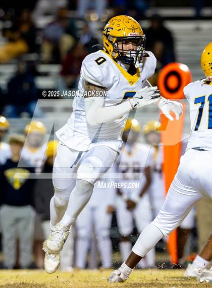 Thumbnail 1 in Cape Fear @ Scotland photogallery.