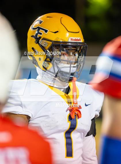 Thumbnail 2 in Cape Fear @ Scotland photogallery.