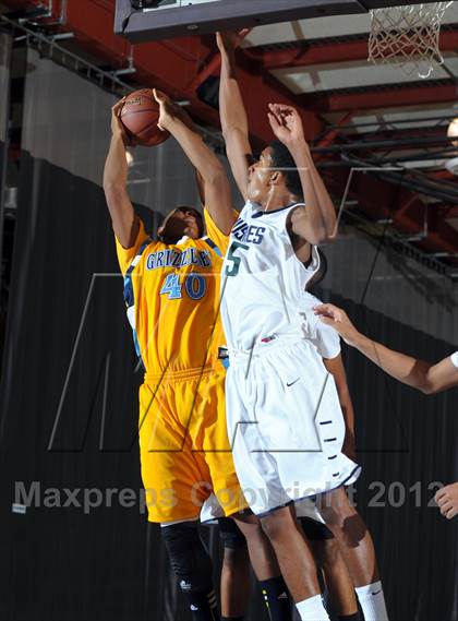 Thumbnail 3 in Los Osos vs. Chino Hills (Inland Empire Classic) photogallery.