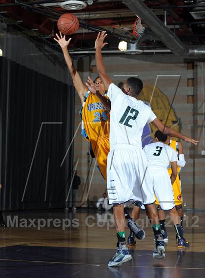 Thumbnail 2 in Los Osos vs. Chino Hills (Inland Empire Classic) photogallery.