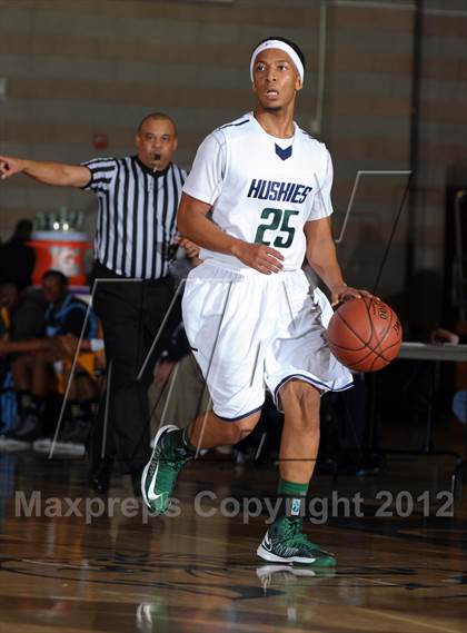 Thumbnail 1 in Los Osos vs. Chino Hills (Inland Empire Classic) photogallery.