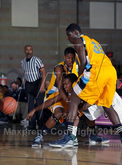 Thumbnail 1 in Los Osos vs. Chino Hills (Inland Empire Classic) photogallery.